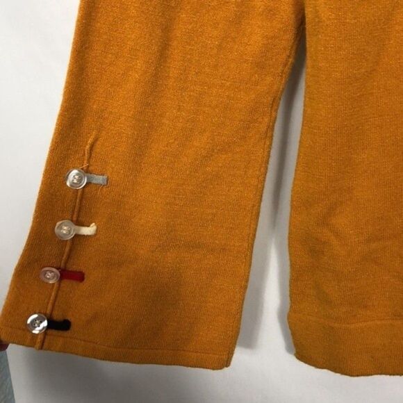 Hannah Mustard Yellow Crewneck Sweater Rainbow Button Sleeve Accent EUC Small - Picture 3 of 6